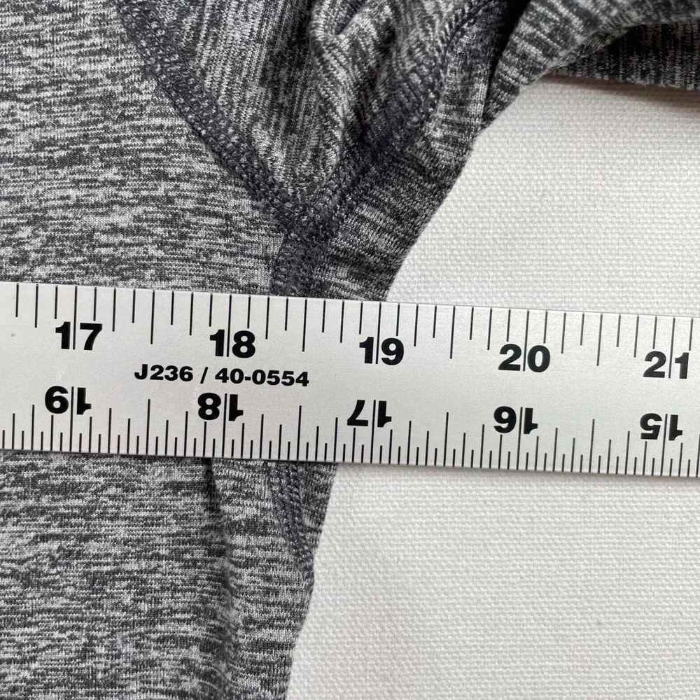 Nike Running Element Dri-FIT Half Zip Pullover Top‎ Women's Gray Heather M